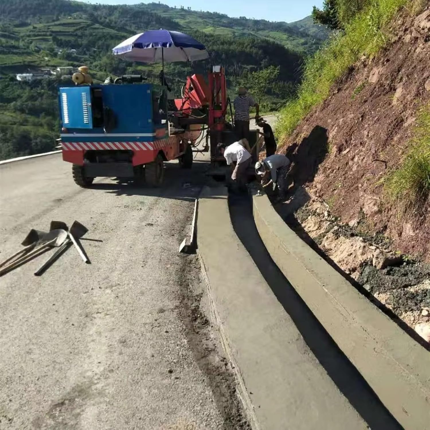 buy concrete slipform curb machine,best slipform paver for curbs,concrete slipform paver pros cons,should I buy a curb slipform machine,concrete curb machine worth buying,slipform curb machine vs alternatives - detailed features and technical specifications
