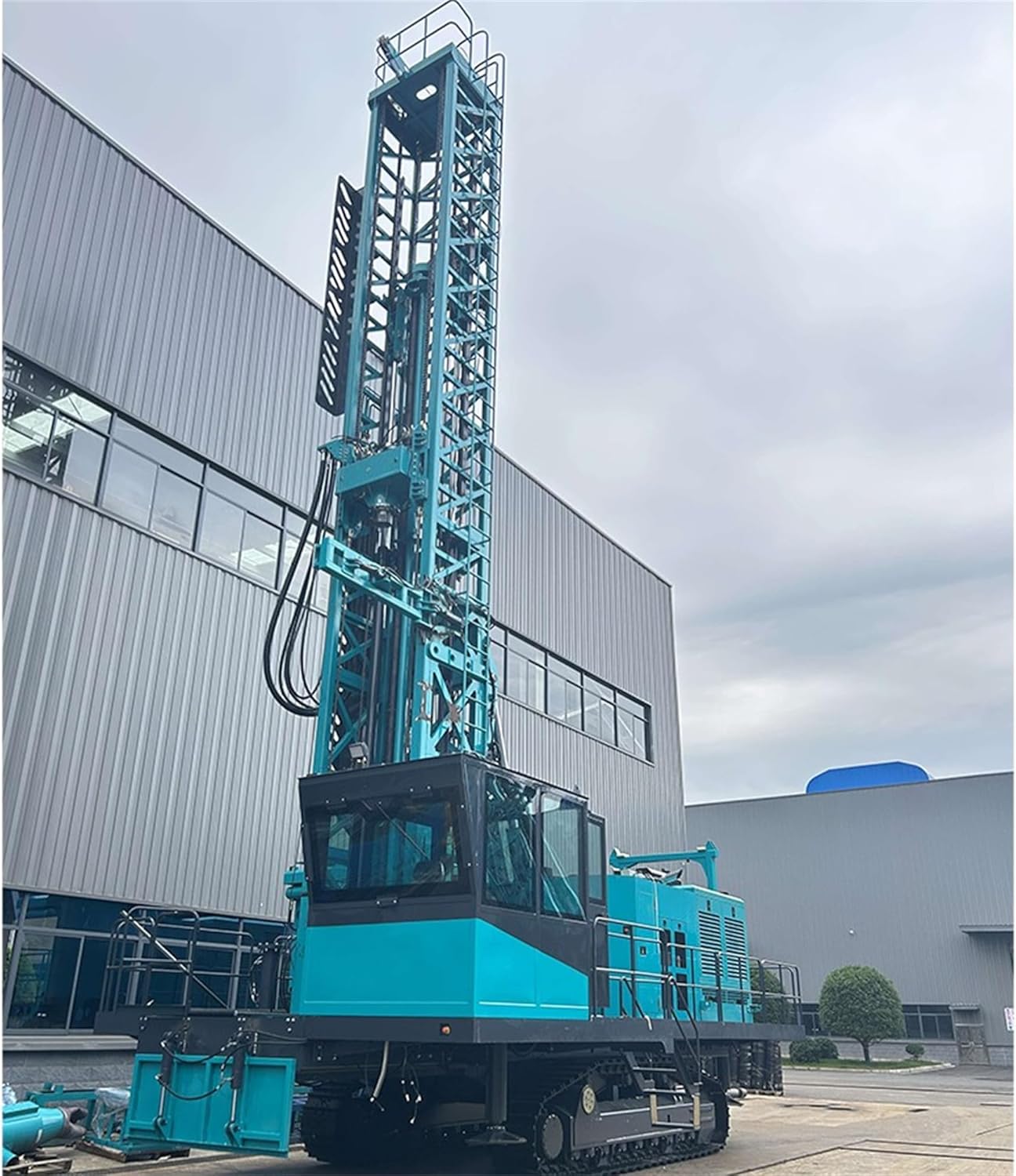crawler water well drilling rig,best tracked drilling equipment,crawler drilling rig pros cons,buy borehole drilling machine,crawler water well drilling rig worth it,water well drilling equipment for uneven terrain unboxing and complete package contents